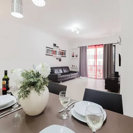 Appartamento Bugibba Square 3bed By Homely! St. Paul's Bay