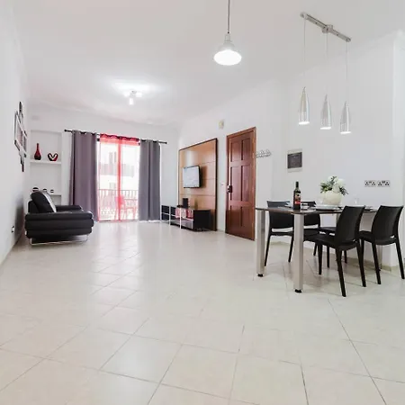 Bugibba Square 3bed By Homely! St. Paul's Bay