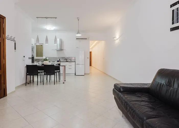 Apartment Bugibba Square 3bed By Homely! *