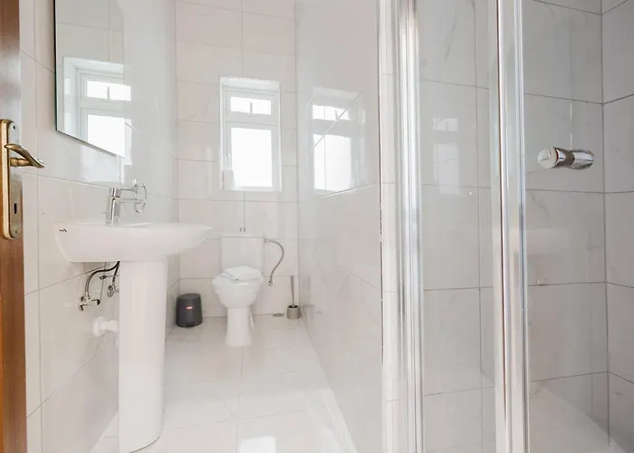 Апартаменты Bugibba Square 3bed By Homely! Сент-Полс-Бей