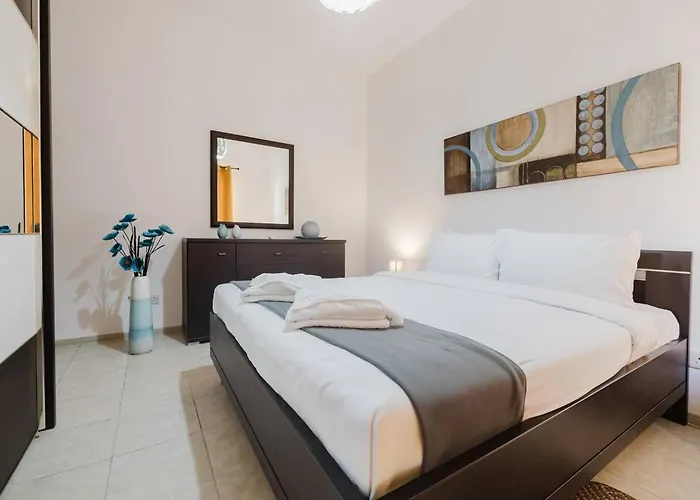 Bugibba Square 3bed By Homely! St. Paul's Bay