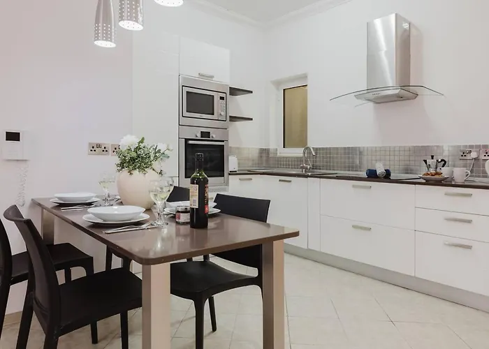 Bugibba Square 3bed By Homely! Апартаменты