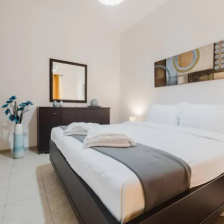 Bugibba Square 3bed By Homely! St Paul's Bay